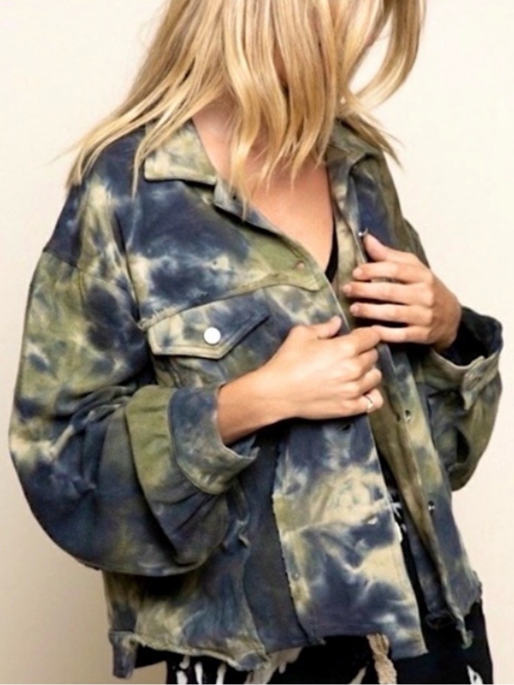 POL Clothing Tie-Dye Puff Sleeve Crop Jacket - Size M